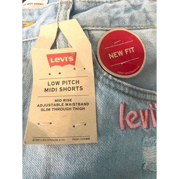 Levi's Blue Jean Shorts with Distressed Details NWT Size 14 Reg Girls - Picture 4 of 6